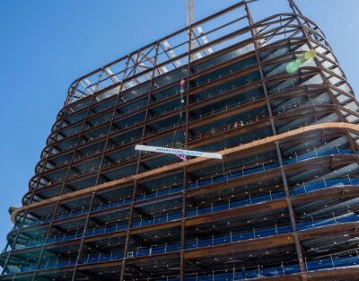 Turner and Joint Venture Partners Celebrate Topping Out of Henry Ford Health’s New Patient Tower