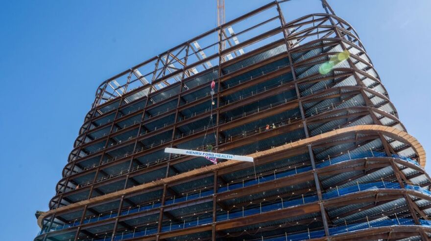 Turner and Joint Venture Partners Celebrate Topping Out of Henry Ford Health’s New Patient Tower