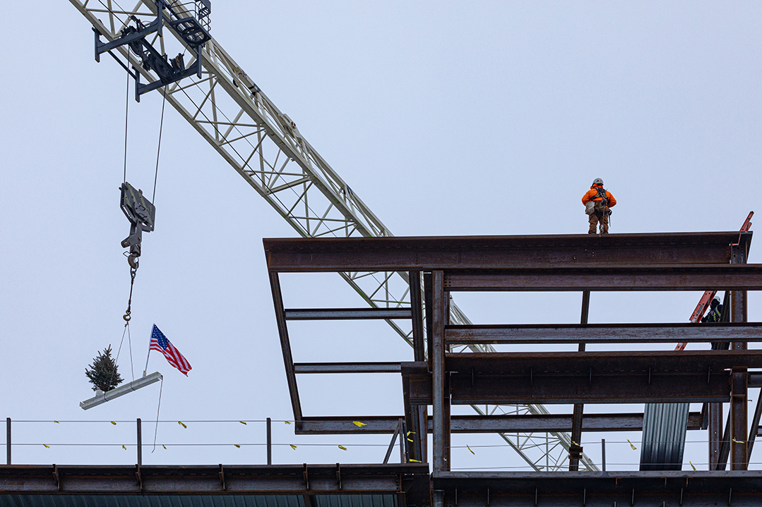 Turner Tops Out the Adventist HealthCare Shady Grove Medical Center Project