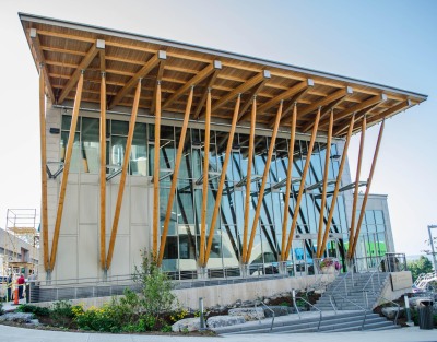 State University of New York College of Environmental Science & Forestry, Gateway Building