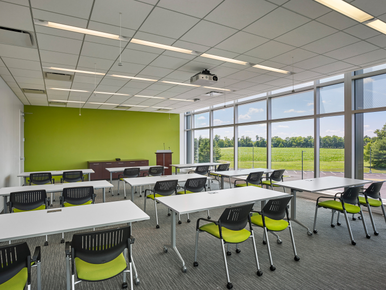 © Hellmuth, Obata & Kassabaum,