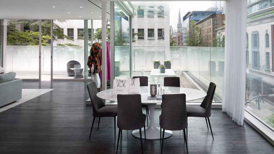 Holt Renfrew - Phase 2