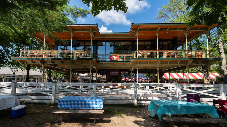 Saratoga Race Course, Post Bar and Paddock Suite