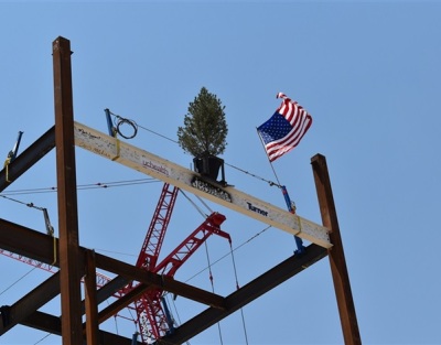 Turner Celebrates Topping Out of UCHealth Eastview Medical Center