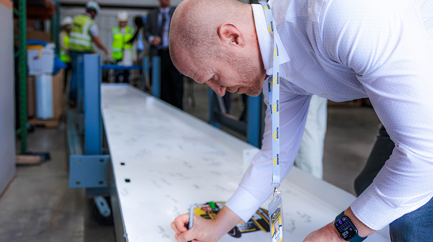 Turner Celebrates Topping Out of Southeast Polk Transportation Maintenance Facility