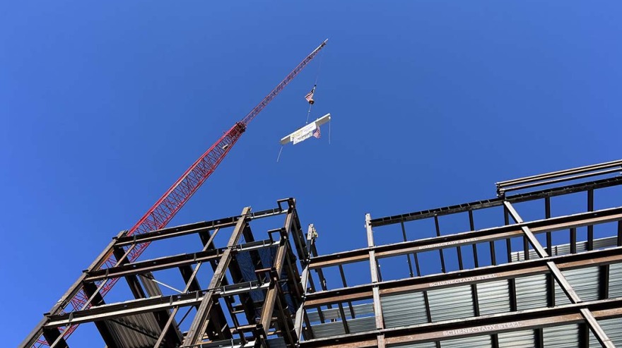 Turner Tops Out First Tower of $430 Million Yale-New Haven Hospital Neurosciences Center