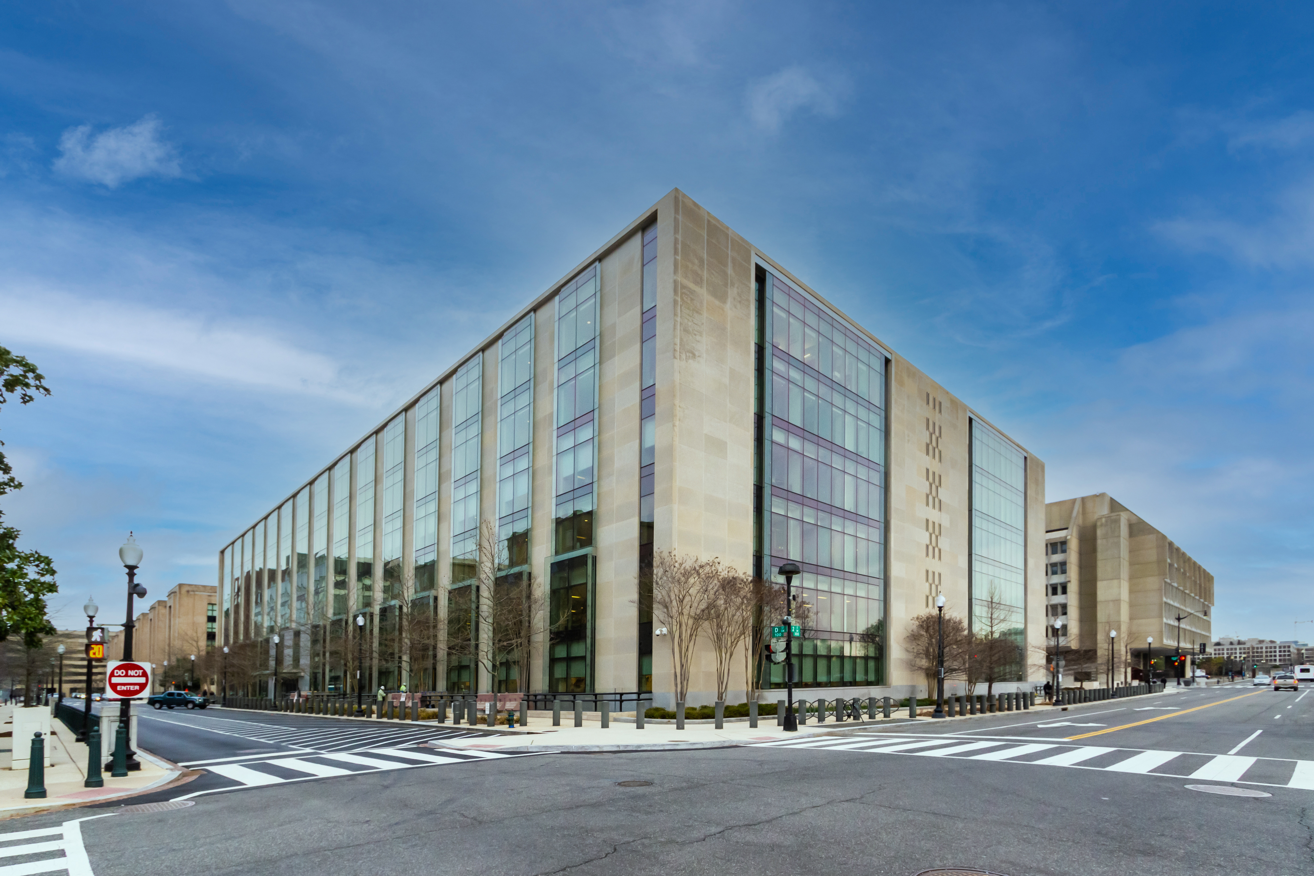 Azure Rae Turner Thomas O’Neill (FKA Federal Office Building No. 8) | Projects | Turner ...