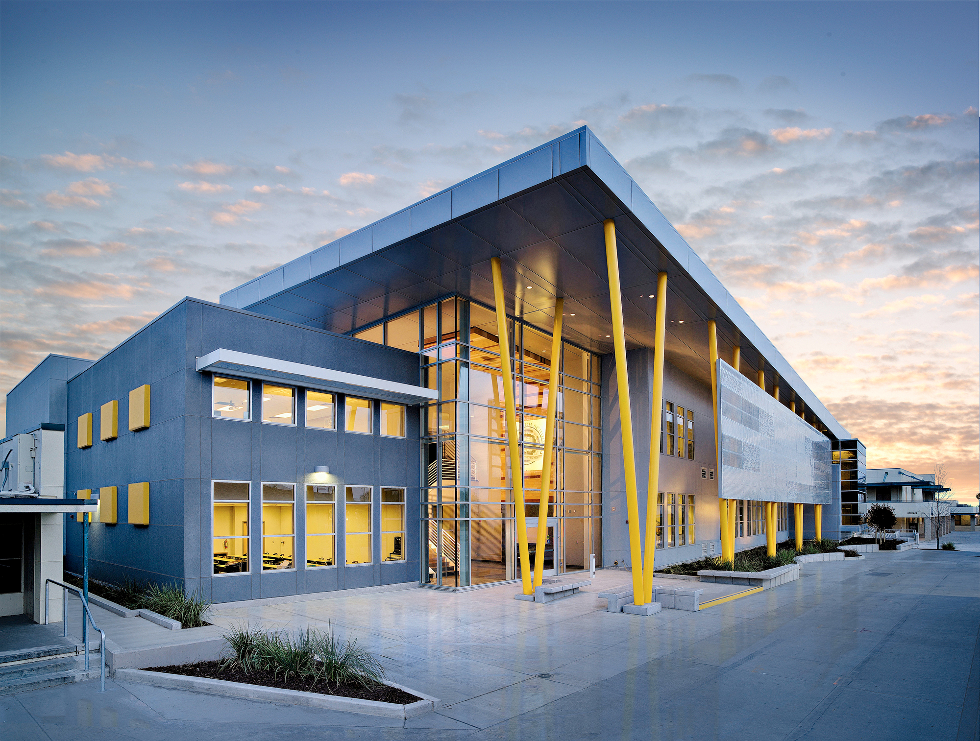Fresno Unified School District, Edison Academic Building | Projects ...