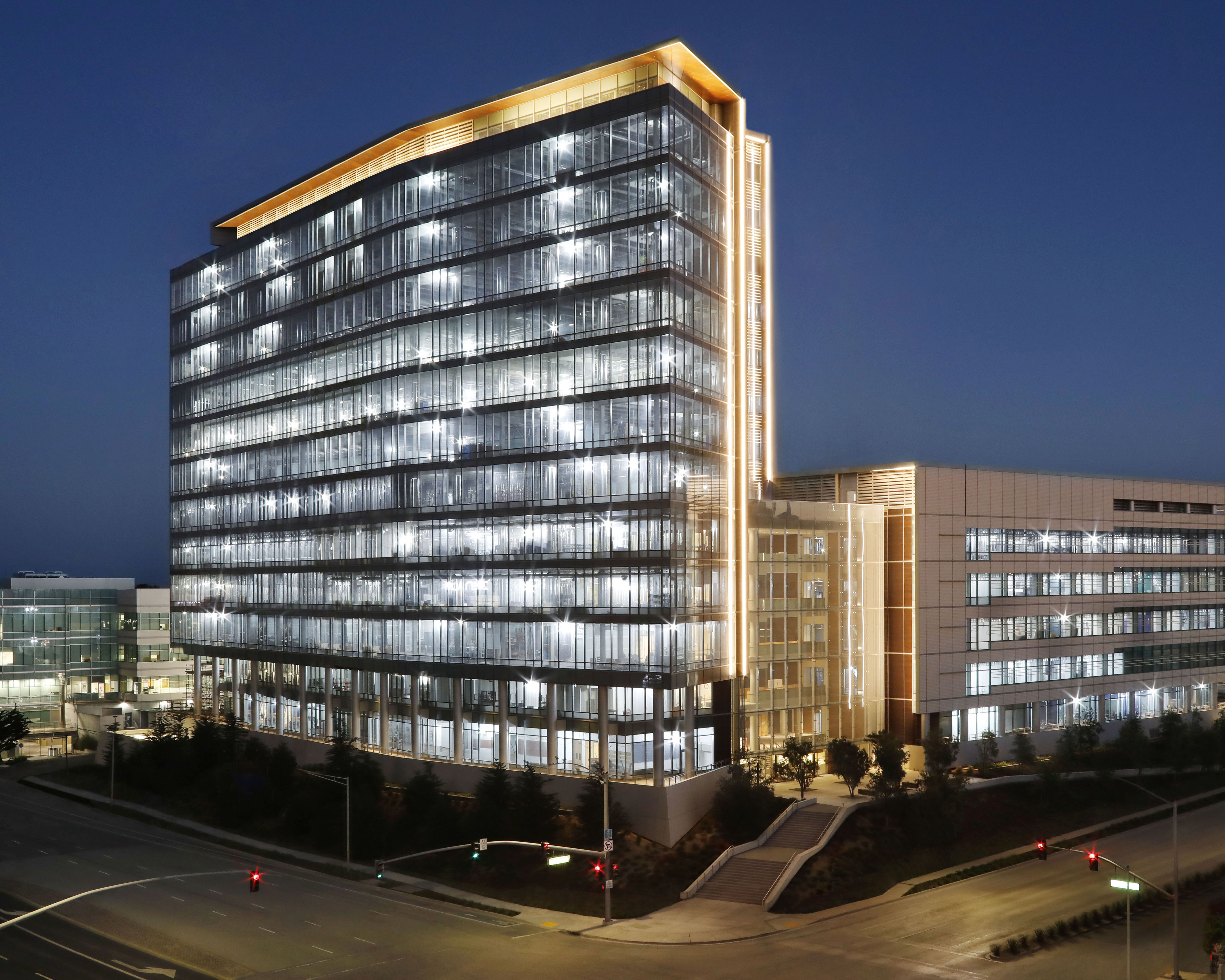 Azure Rae Turner Gateway of Pacific | Projects | Turner Construction Company