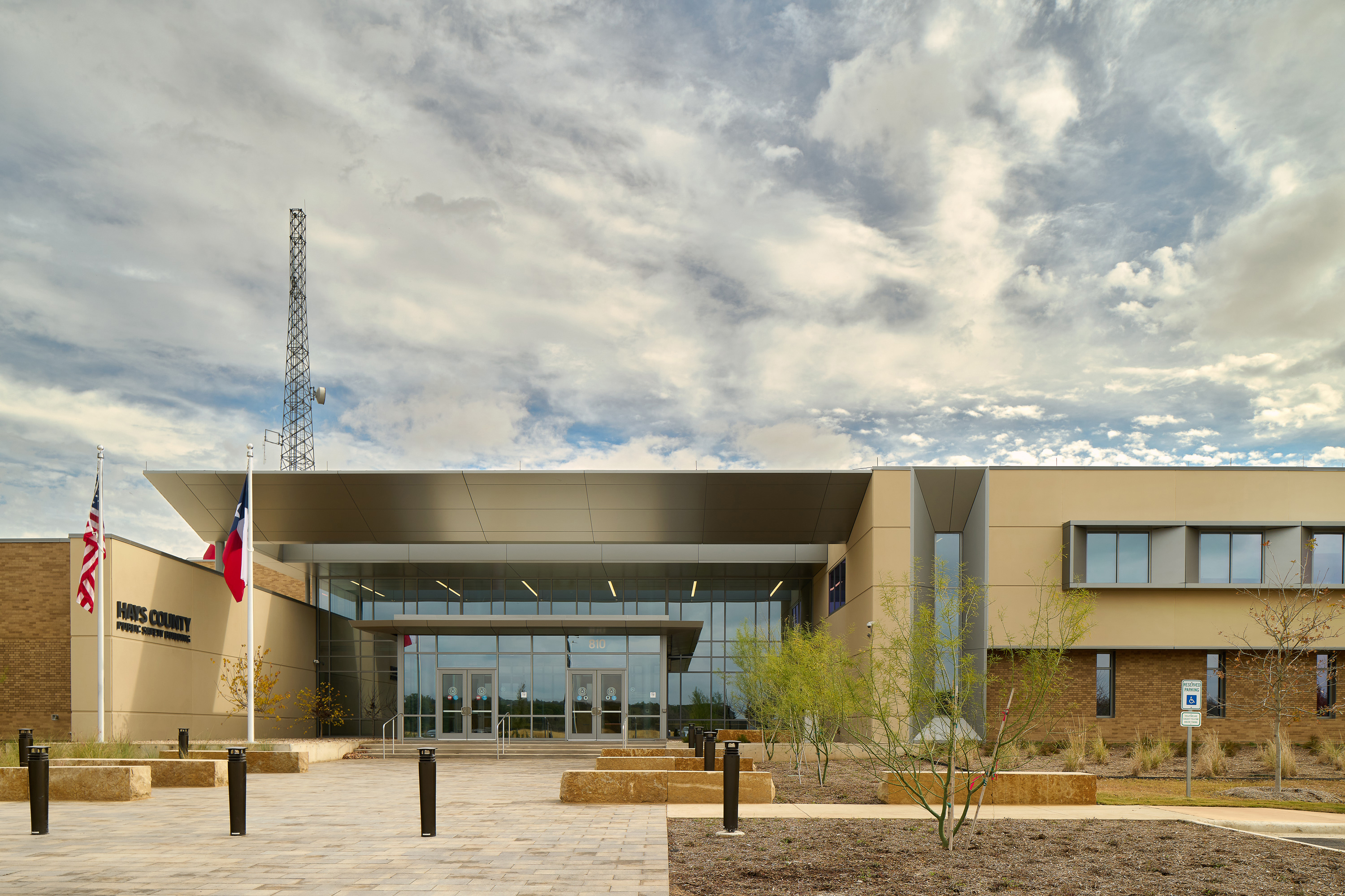 Azure Rae Turner Hays County Public Safety Building | Projects | Turner Construction Company